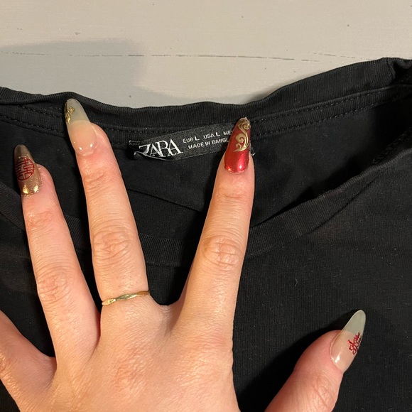 ZARA black tee - Picture 2 of 4